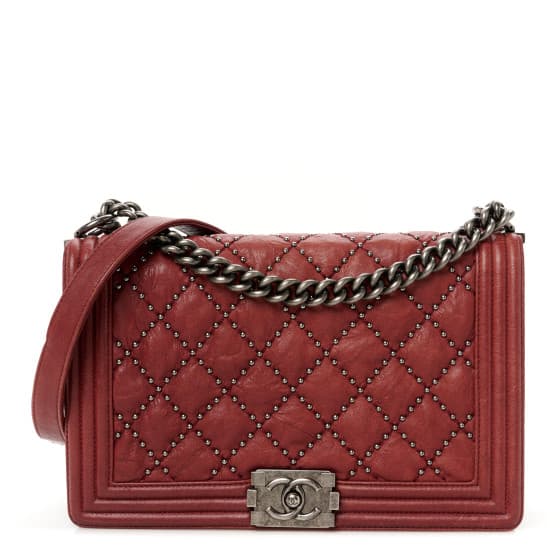 chanel boy shoulder