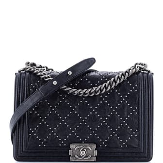 chanel boy shoulder