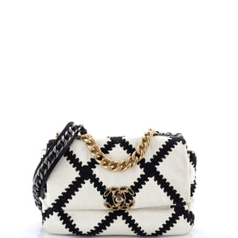 chanel 19 shoulder