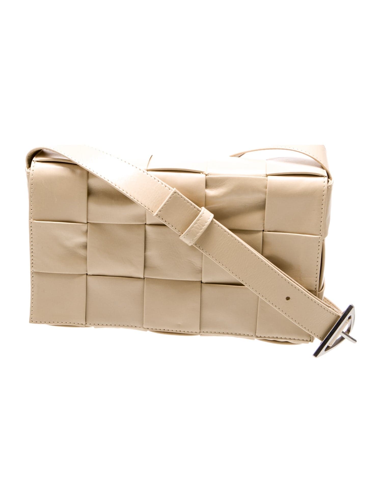 bottega veneta cassette crossbody