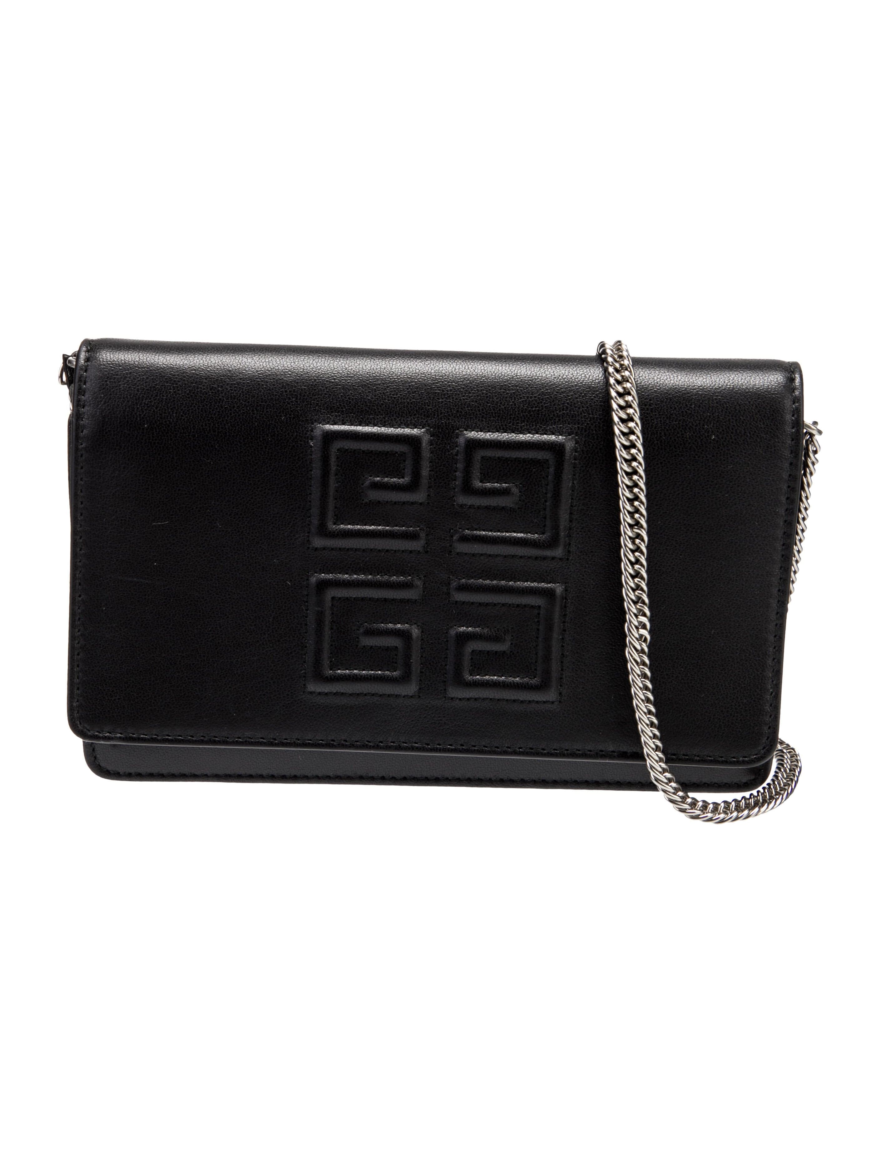 givenchy antigona top handle