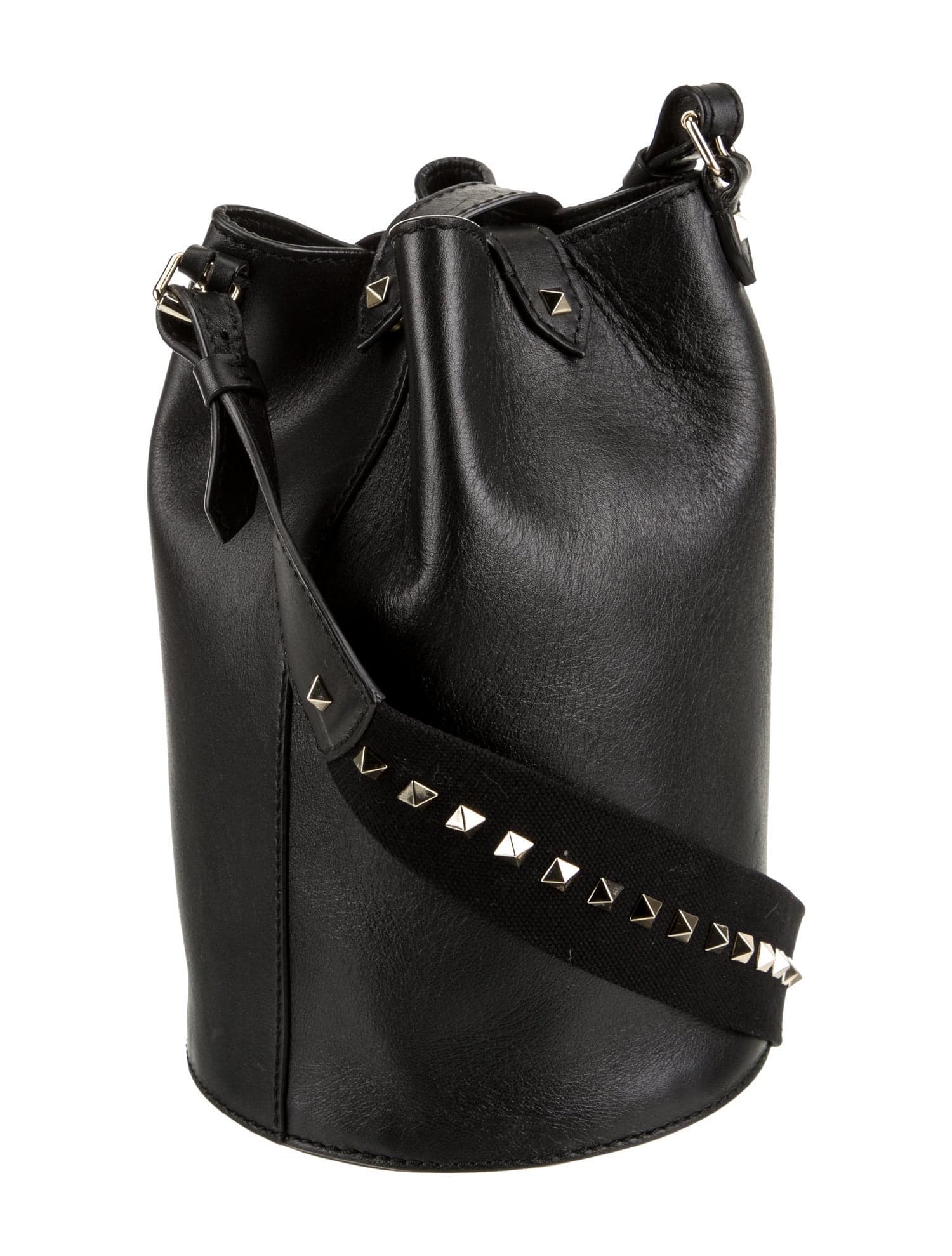 valentino rockstud bucket